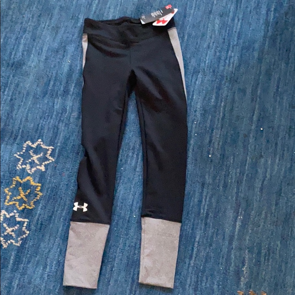 Under armor girl’s leggings